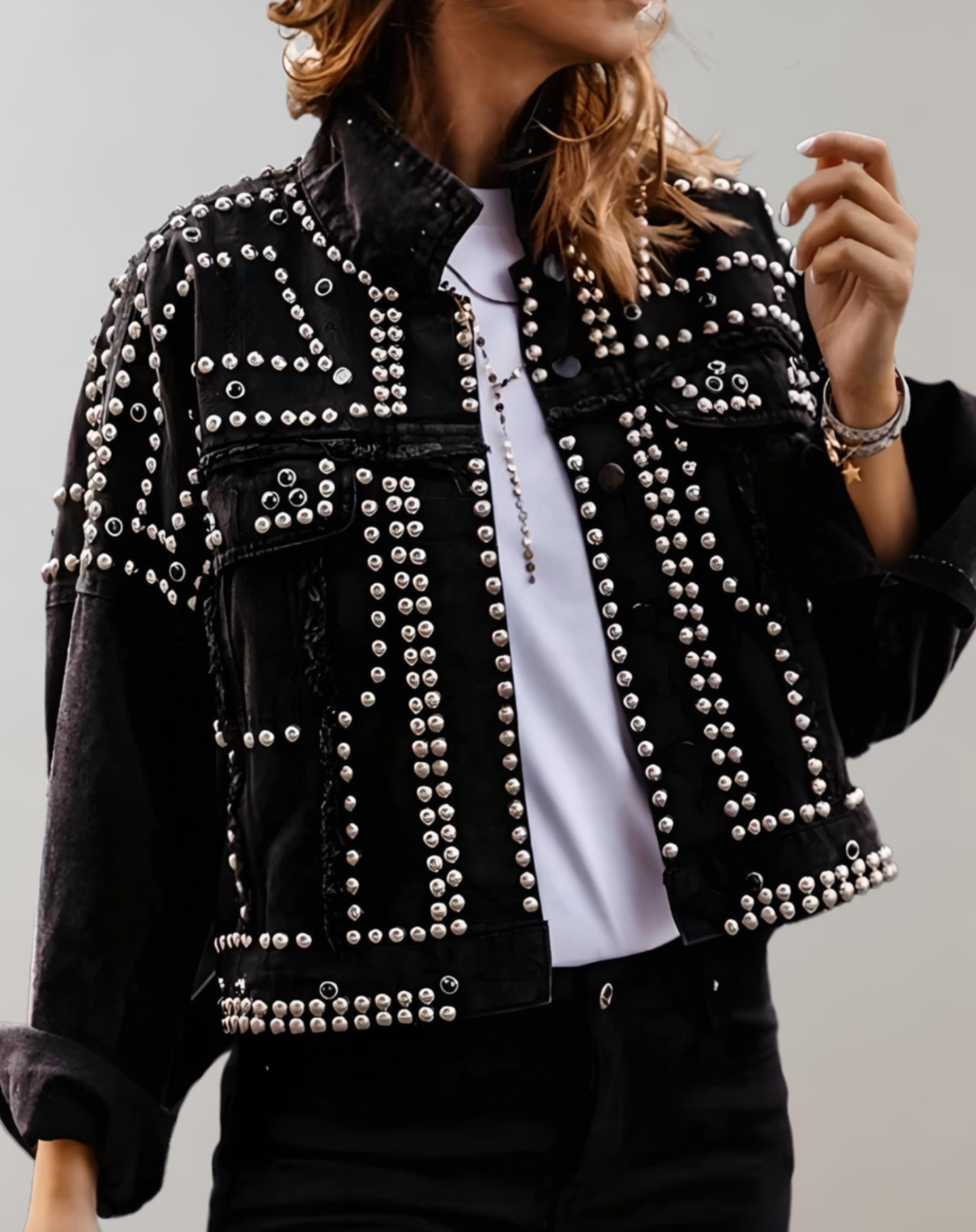Chic Denim Jasje met Studs voor Dames – Duurzaam en Casual Herfstjack met Lange Mouwen, Beschikbaar in Meerdere Maten 0