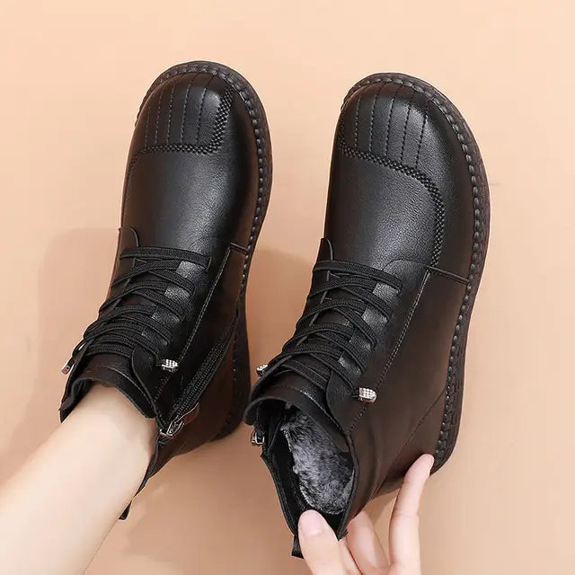 Emma | Chic Zwarte Enkellaarsjes Dames voor Herfst en Winter 2
