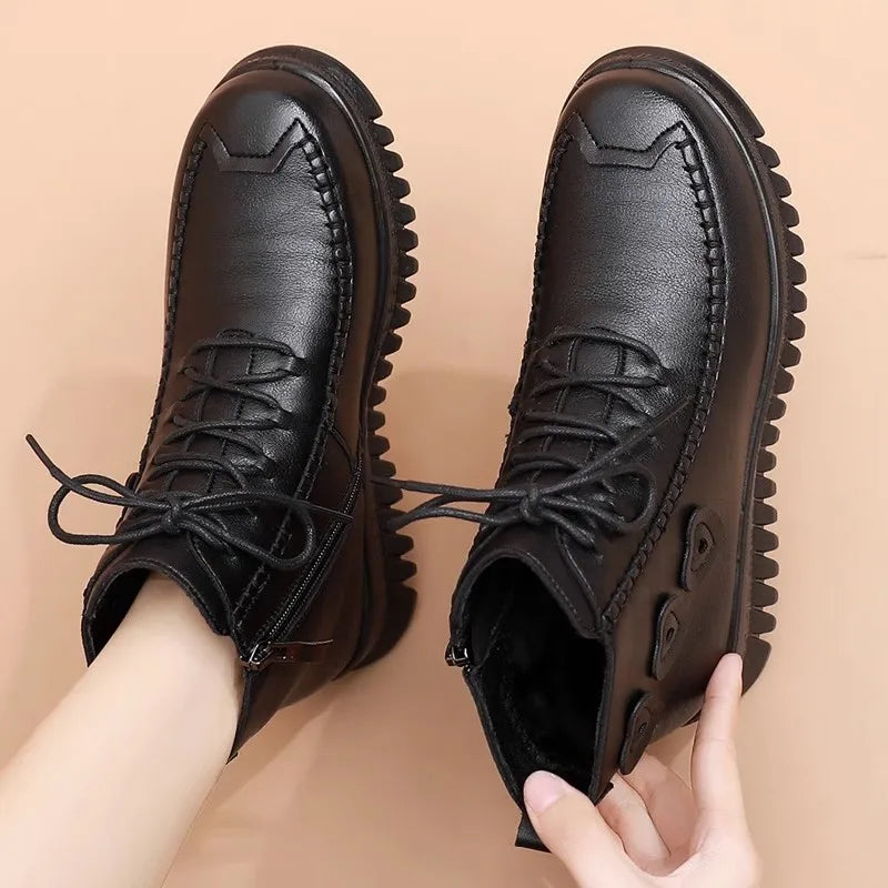 Emma | Chic Zwarte Enkellaarsjes Dames voor Herfst en Winter 4