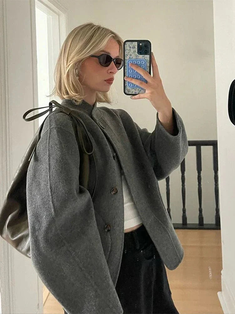 Emma | Stijlvolle Damesjas Winter met Oversized Snit en Praktische Zakken 5
