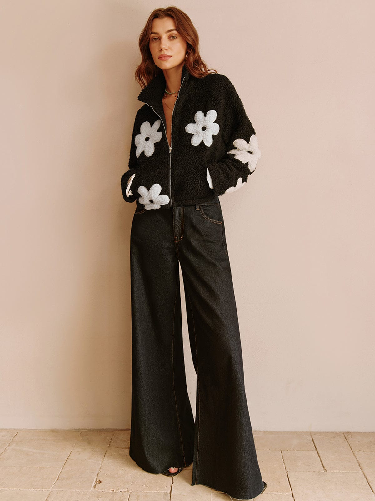 Emma | Trendy Dames Jack met Bloemenprint in Cozy Chic Stijl 2