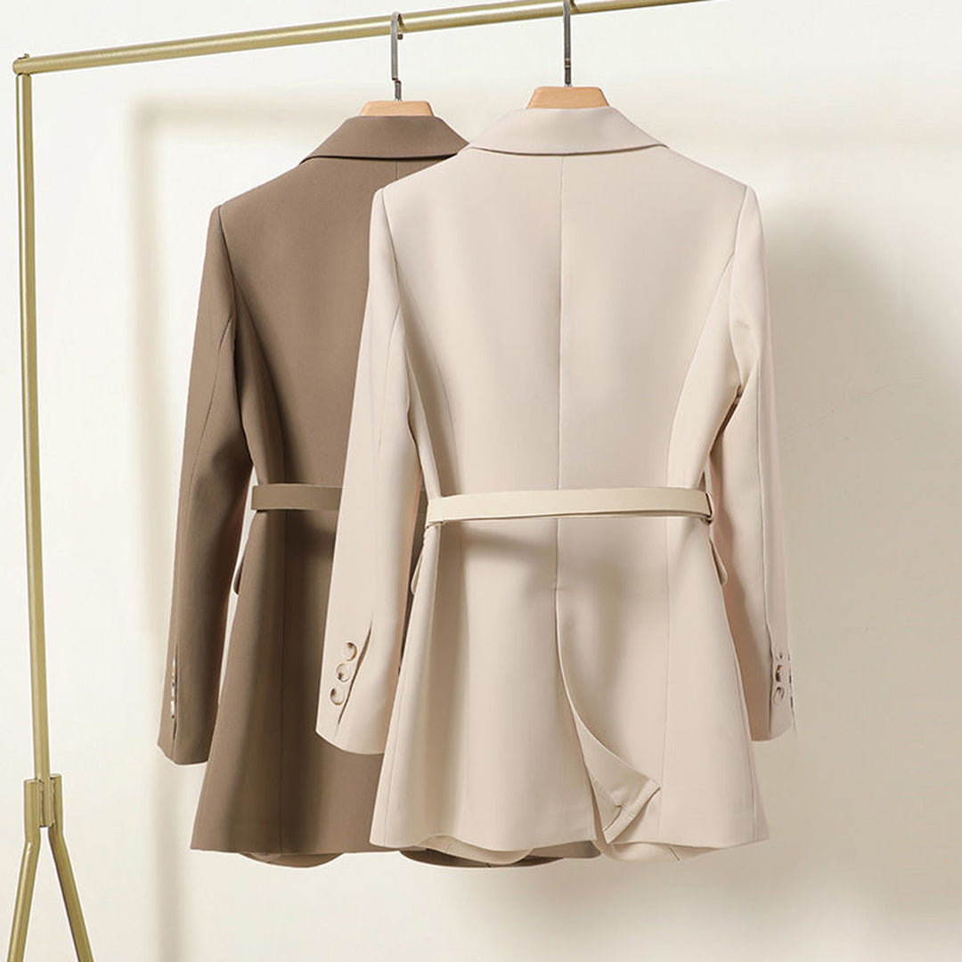 Claire | Lange damesblazer met ceintuur in elegante snit voor formele en zakelijke gelegenheden