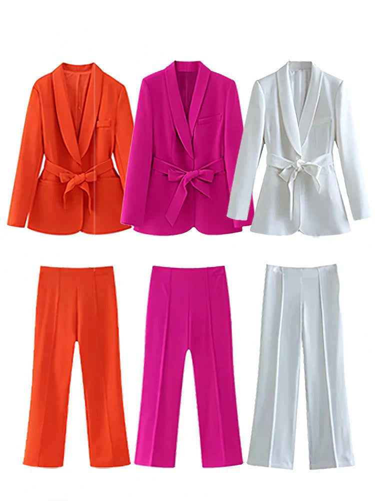 Katja | Tweedelig dames blazer ensemble met vlekafstotende stof en handgemaakte afwerking
