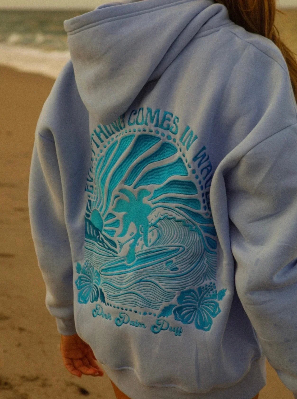 Sophie | Trendy Oversized Hoodie Dames met Tropische Rugprint 5