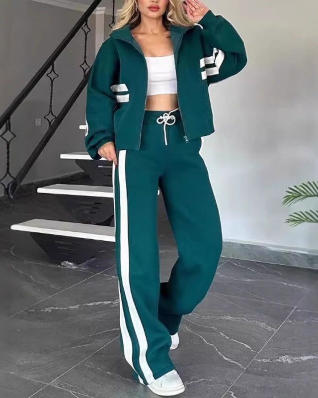 Trendy Dames Trainingsset – Comfortabele Pasvorm, Ademend Materiaal en Modieus Design, Verkrijgbaar in Meerdere Kleuren 3