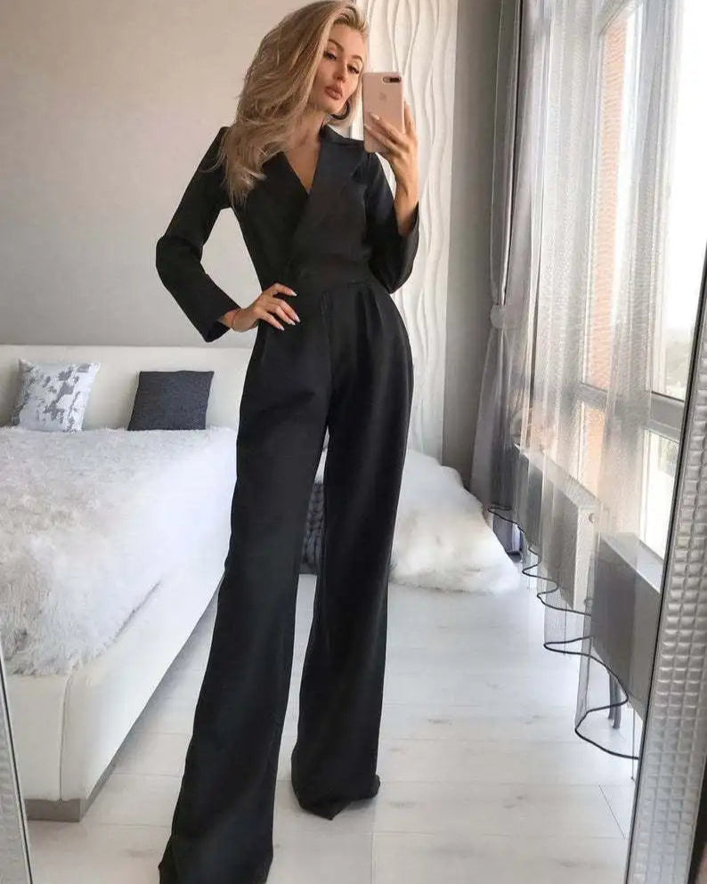 Zwarte Jumpsuit met Getailleerd Ontwerp voor een Slank Effect - Elegante Lange Mouwen en Comfortabele Stof 0