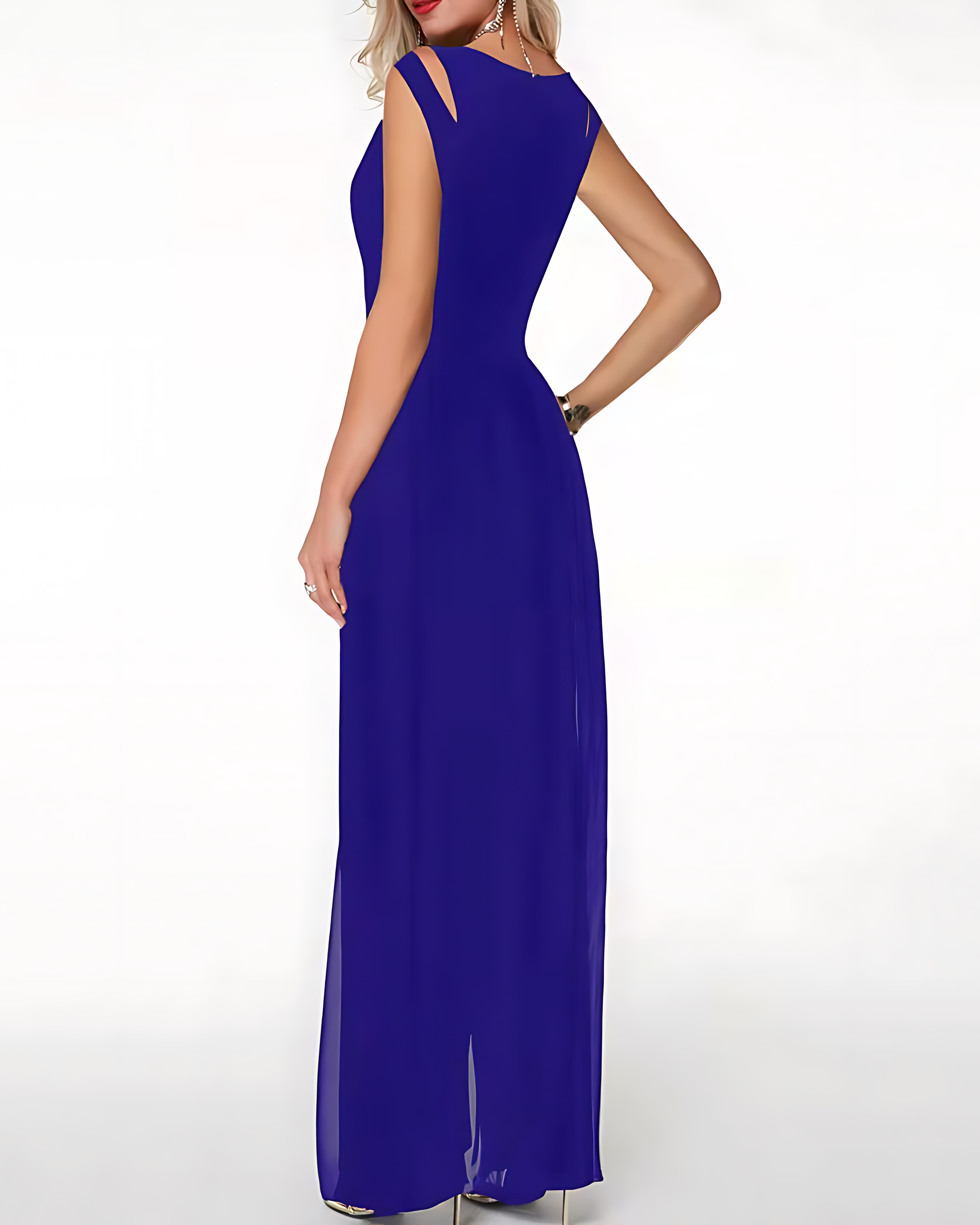 Norinne | Slimfit dames jumpsuit met ronde hals en mouwloos ontwerp