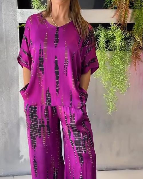Marnie | Gedessineerde dames tweedelige set met relaxte pasvorm en levendige print