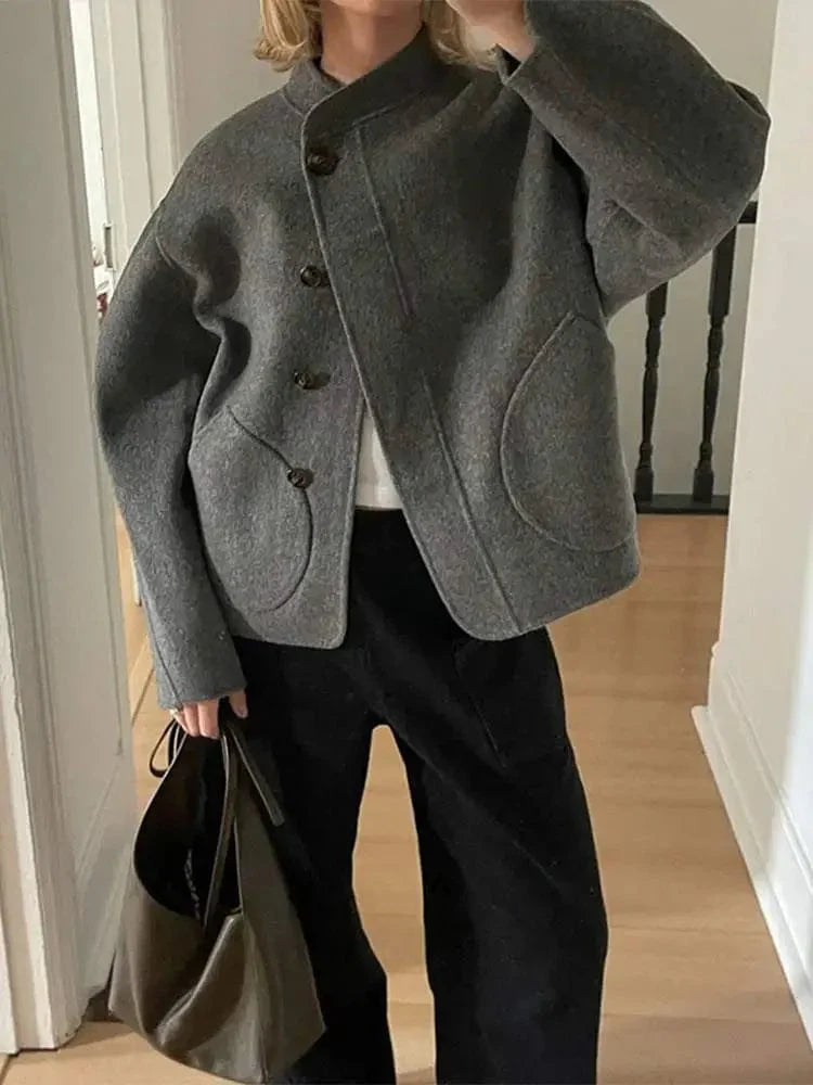 Emma | Stijlvolle Damesjas Winter met Oversized Snit en Praktische Zakken 4
