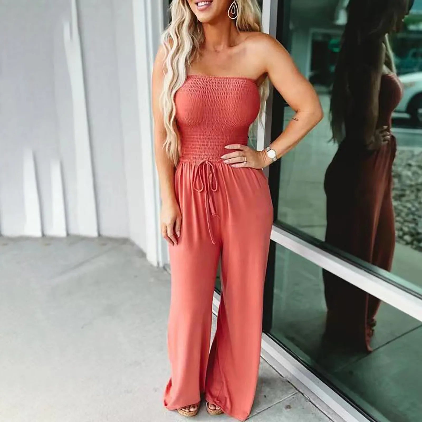 Feestelijke Zwarte Jumpsuit voor Dames – Stijlvolle en Comfortabele Overall met Flatterende Pasvorm 2