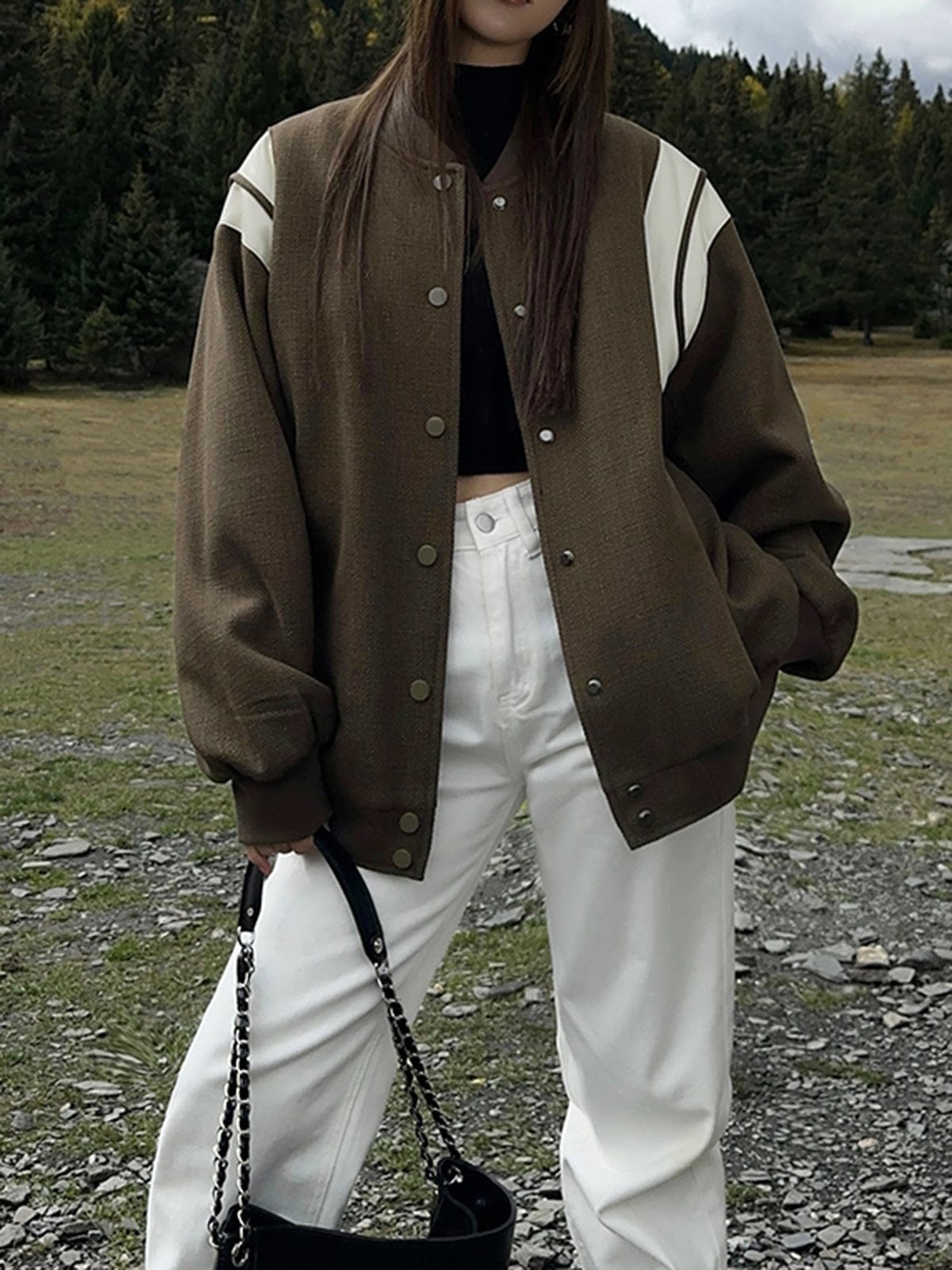 Molly | Casual Oversized Varsity-Jack voor Dames met Retro-Stijl 0