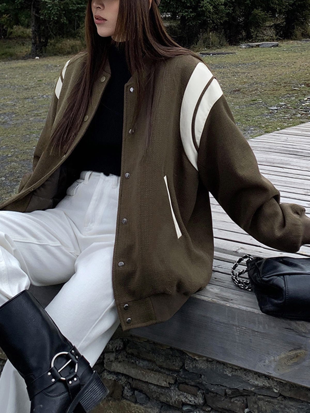 Molly | Casual Oversized Varsity-Jack voor Dames met Retro-Stijl 2
