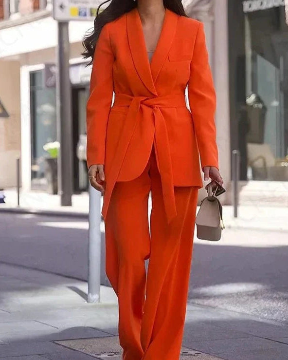 Katja | Tweedelig dames blazer ensemble met vlekafstotende stof en handgemaakte afwerking