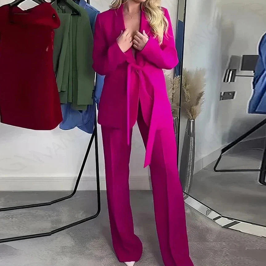 Katja | Tweedelig dames blazer ensemble met vlekafstotende stof en handgemaakte afwerking